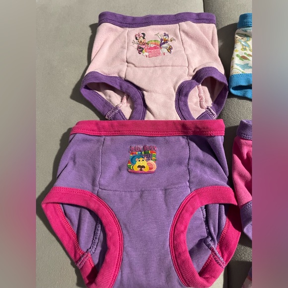 2T training pants - Picture 6 of 10